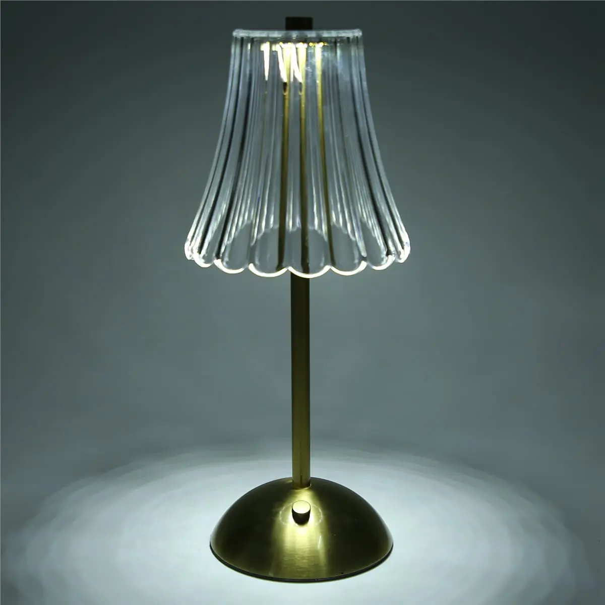 AA19 LED Crystal Decorative Table Lamp 800MAh Rechargeable Atmosphere Night Light 3-Levels Brightness for Restaurant Cafe
