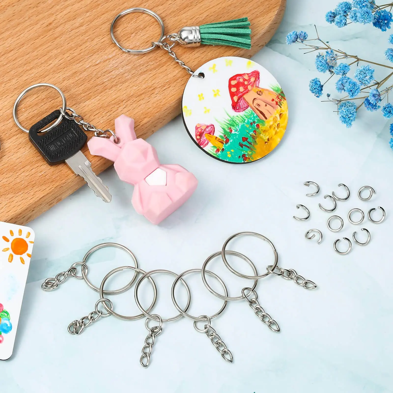 100Pcs Keychains with Chain and 100Pcs Jump Rings Keychain Rings Kit Keychain Findings Bulk for Keychain Making DIY Crafts