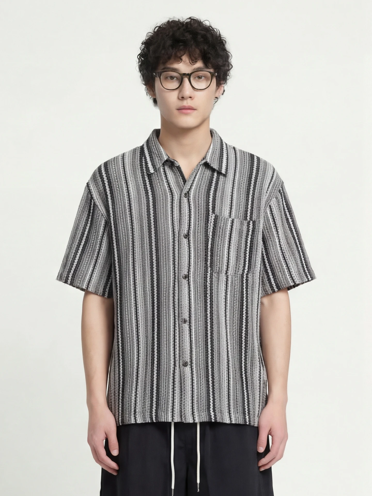 

Свободная повседневная футболка с коротким рукавом из дышащего полиэстера с винтажной текстурой и цветовыми блоками для молодежи на лето