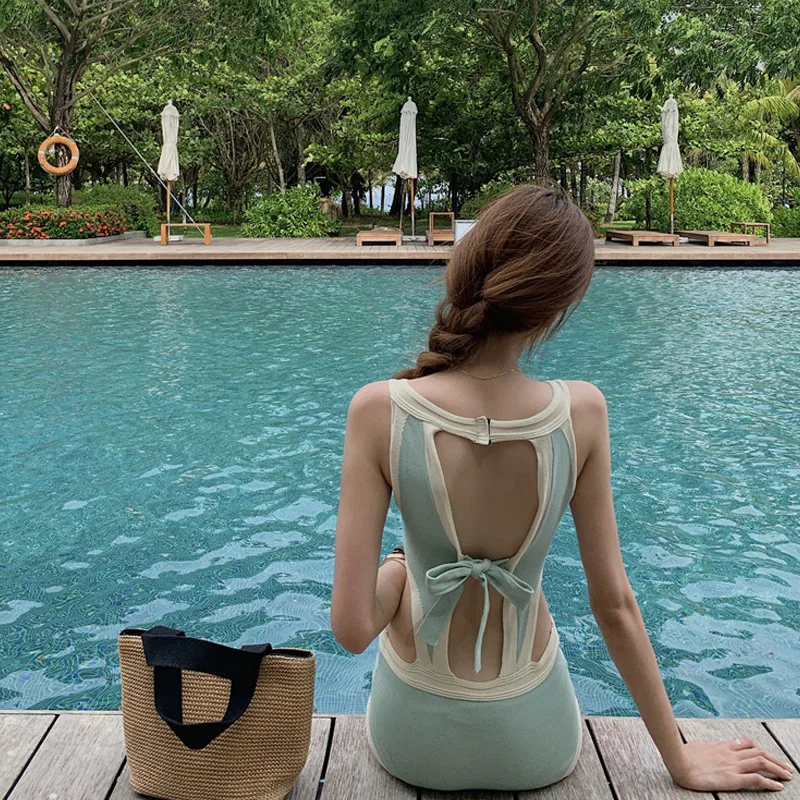 ชุดว่ายน้ําสตรี 2024 ผู้หญิงบิกินี่สีทึบชุดว่ายน้ําBacklessเซ็กซี่One- Pieceชุดว่ายน้ําน้ําพุร้อนM-XL