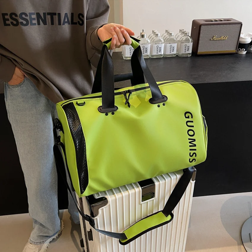 حقيبة يد رياضية متعددة الوظائف للفصل الجاف والرطب مع حزام كتف واحد لاستخدام اللياقة البدنية