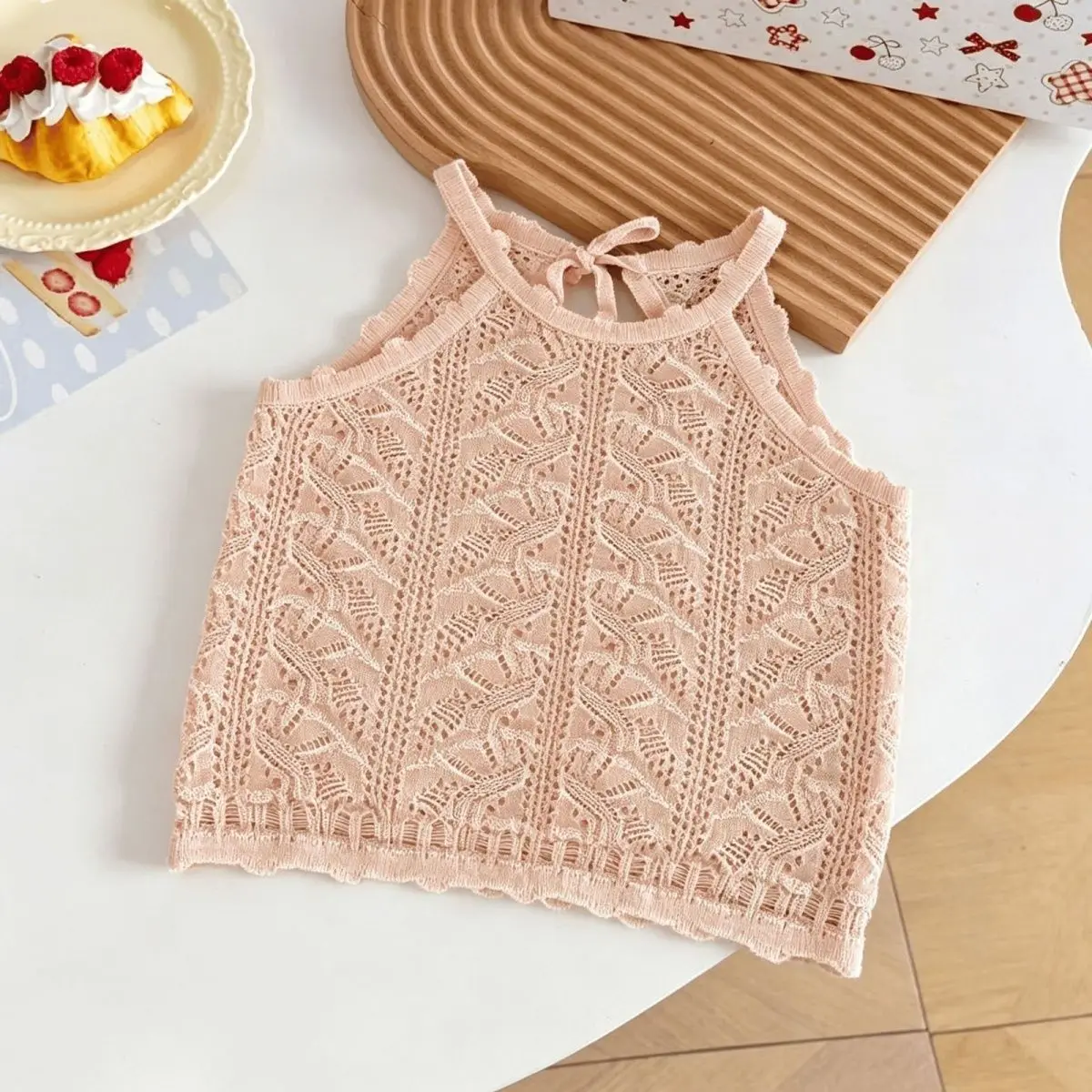 

New summer knitted vest for girls 2026 with shoulder straps and hollow out backless sleeveless baby straps