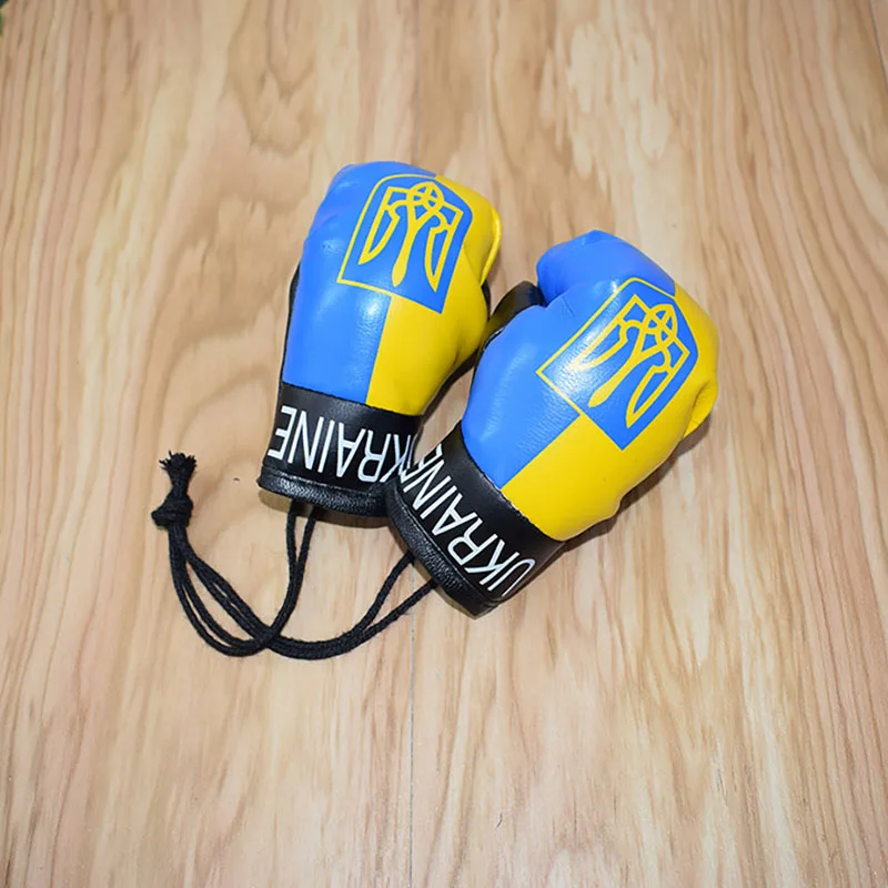 1/2Pcs PVC Ukraine National Flag Boxing Gloves Keychains Car Accessories Decoration Gift Hanging Mirror Pendant Key Ring Holder