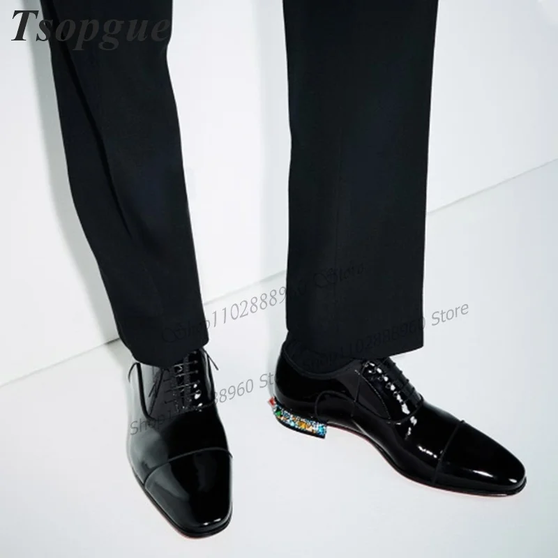 

Cross-Tied Black Patent Leather Crystal Decor Men Shoes Men's Pumps Slip-On Runway Casual Party Shoes 2023 Zapatillas Mujer