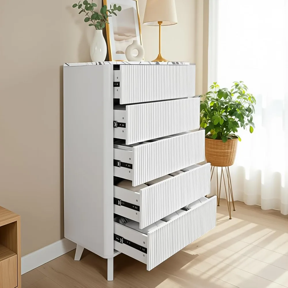 Fluted Five Drawer Dresser 4