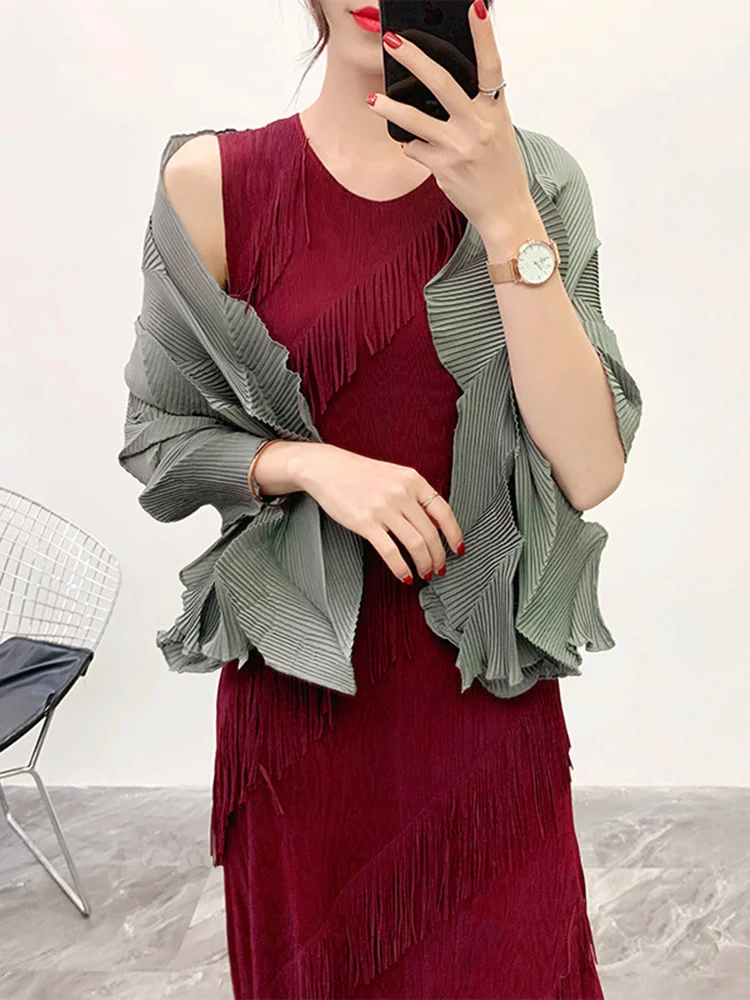 GVUW Fashion Pleated Scarf Women Loose Casual Solid Color Diamonds Design Thin Female Holiday Clothing 2024 Summer New 17D1422