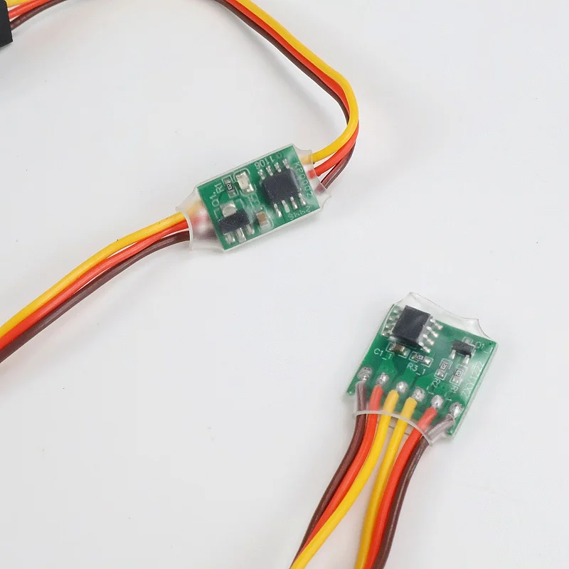 Servo inversor Universal de señal 4-6V/3,6 V-24V, marcha atrás de engranaje de dirección de bajo/alto voltaje para RC Servo avión cola en V