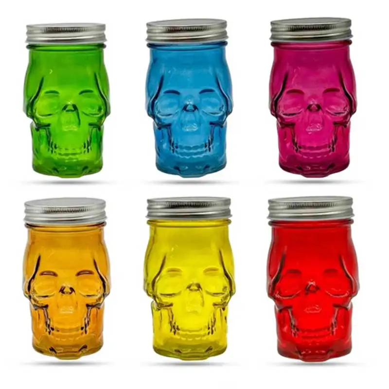 Paquete de 6 tarros de plástico de calavera transparente para Halloween con tapas para decoración del hogar, almacenamiento de bebidas