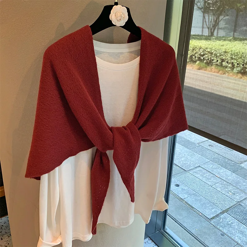 

Light luxury urban style hollow-out knitted scarf, dual-use as a shawl and neck warmer, solid color shawl