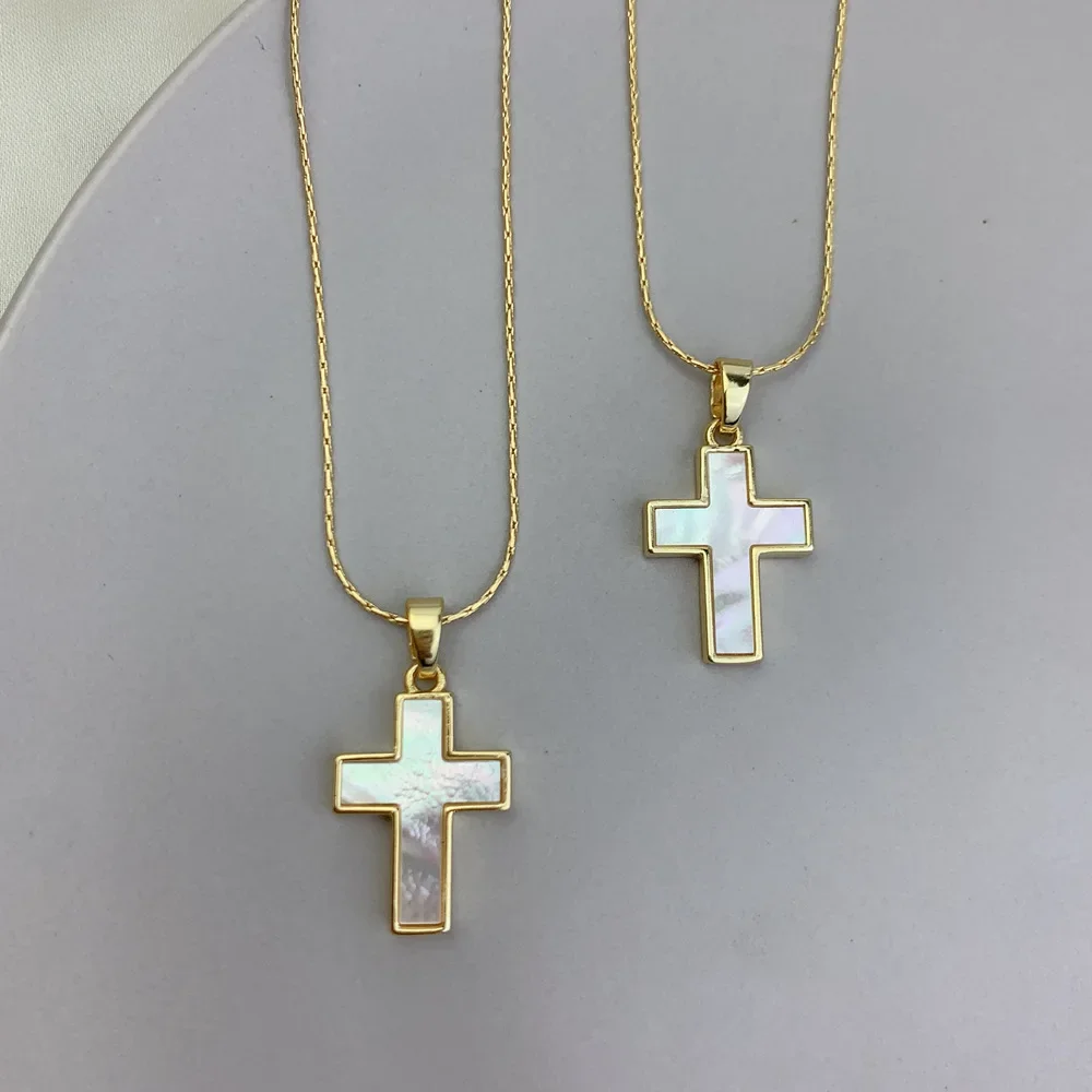 New accessories white mother-of-pearl cross necklace female European personality clavicle chain natural shell pendant jewelry