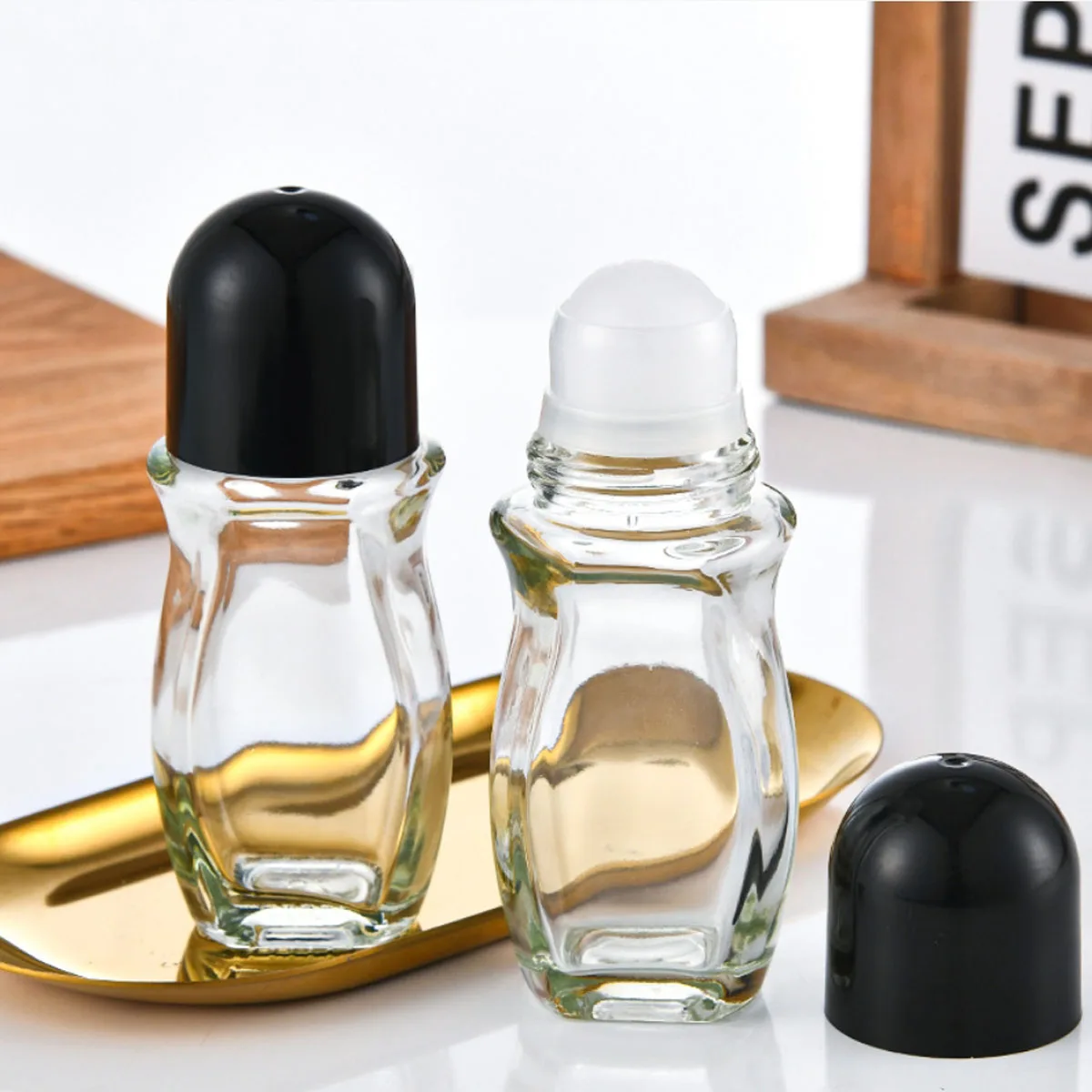 Glass Roller Bottles 30ml/1oz 50ml Extra Large Roll On Perfume Oil Bottle Underarm Flat Bottle