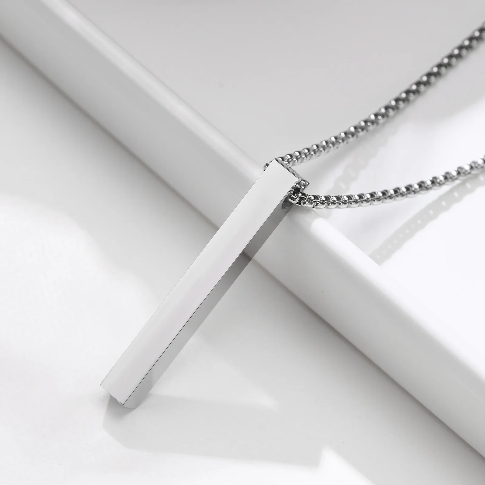 Vnox 5 mm Säulen-Halskette für Männer und Frauen, 3D-Stab-Anhänger aus Edelstahl, minimalistisch, schlicht, lässig, Unisex-Halsband