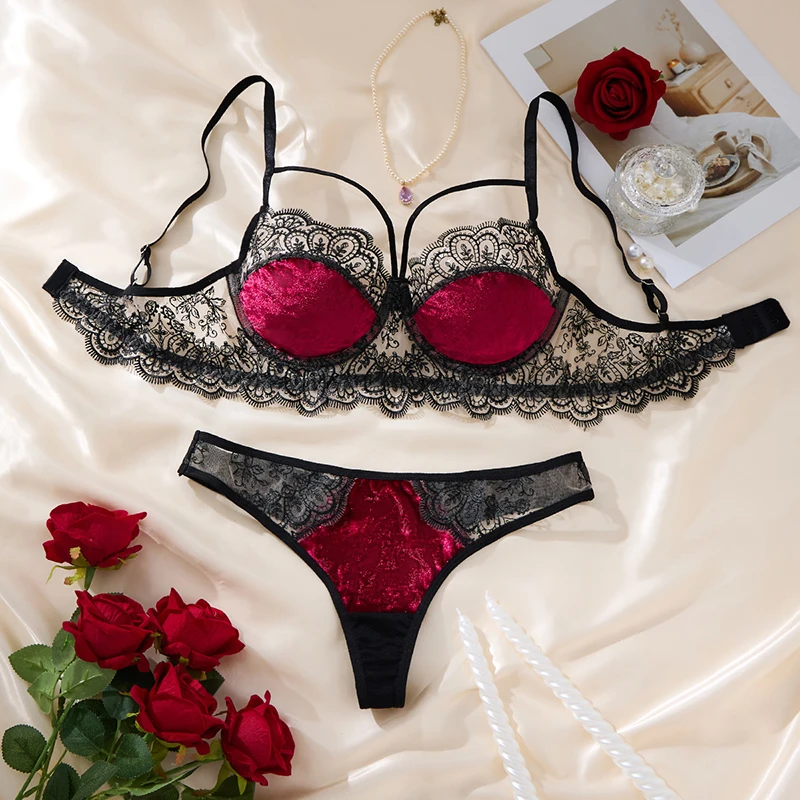 

Romantic Women's Underwear Lace Splicing Sexy Lingerie Three-point Ultra Thin Bra and Panties Sets Fantasy Intimate Lingerie Set