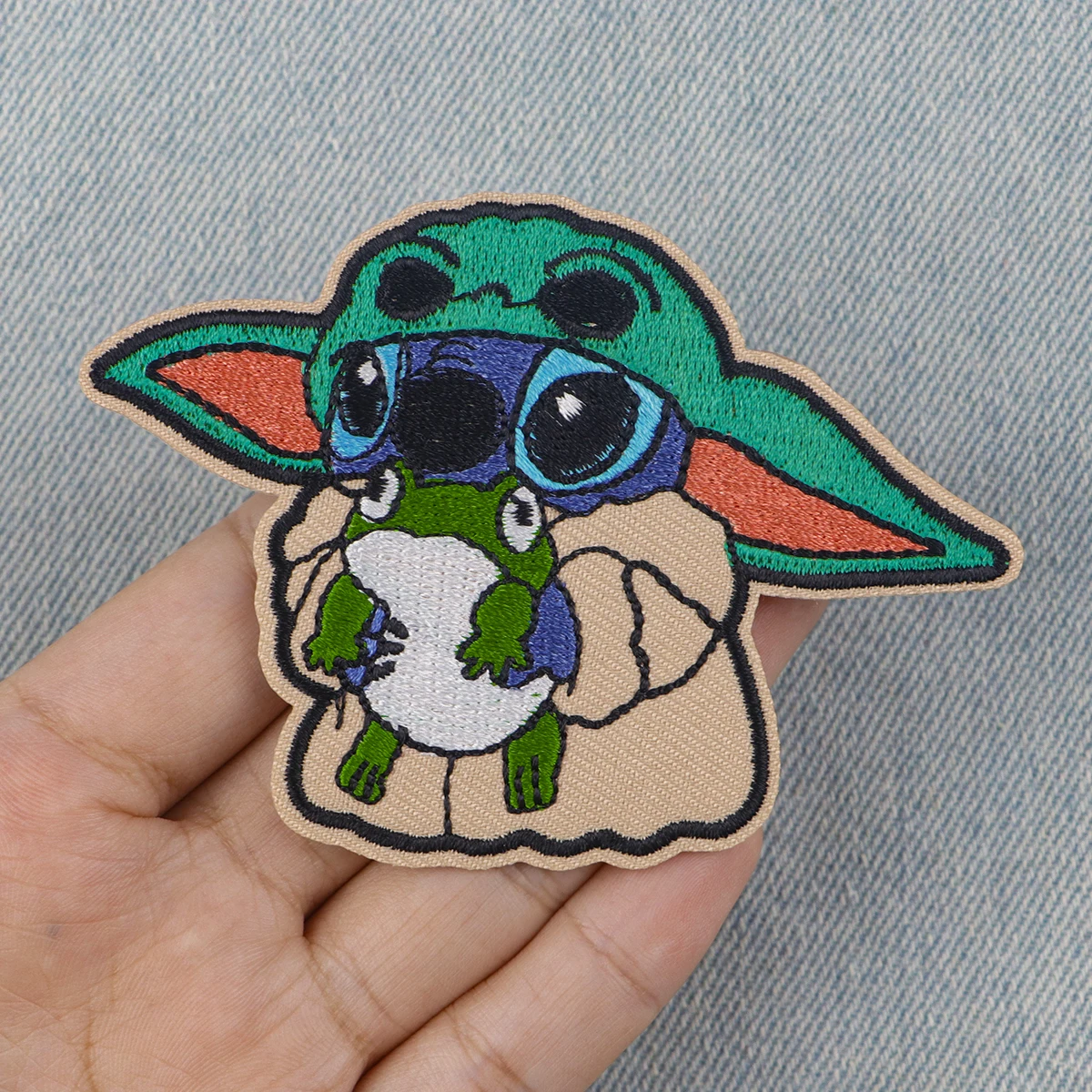 

Cute Alien Embroidery Patch Cosplay Iron On Patches For Clothing Thermoadhesive Patches On Clothes DIY Sew Badges