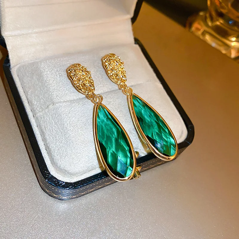 Pendiente de gota de Esmeralda Vintage aguja de plata 2025 nuevo en joyería pendientes de moda versátiles de alta gama para mujer
