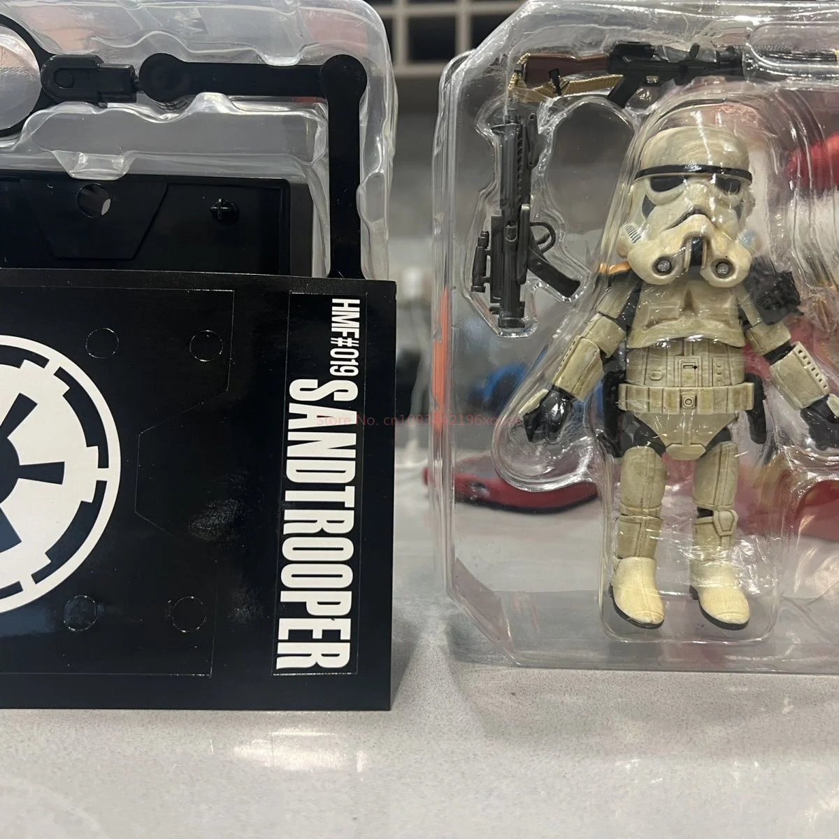 

Herocross Desert Soldier Action Figure 15cm High Metal Material with Base Joint Movable Collectible Toy for Christmas Gift