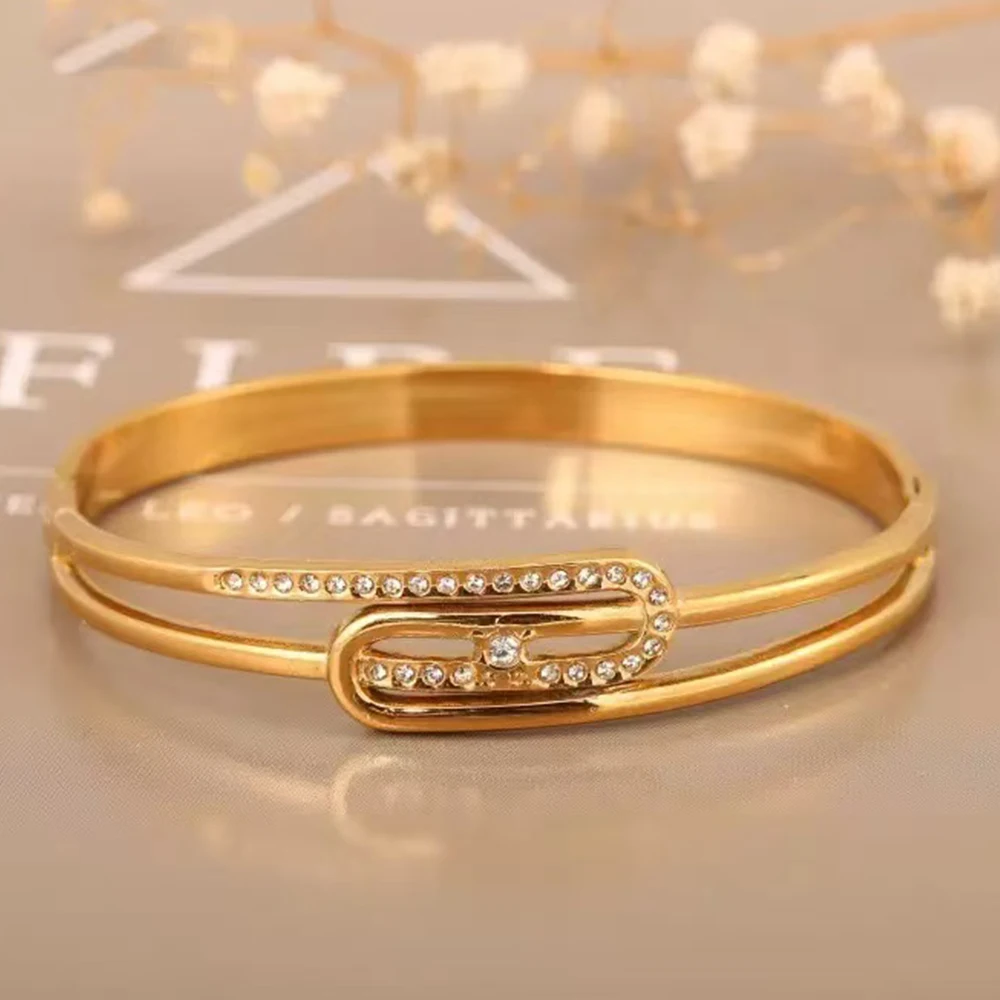 Edelstahl-Armreifen zum Aufstecken für Damen, goldfarben, durchbrochenes Zirkon-Armband, modischer Schmuck, Accessoires, Geschenk, 60 mm Knopfarmbänder