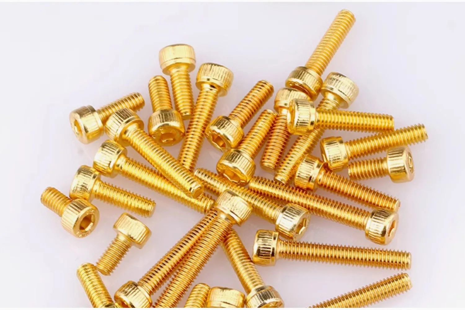 2/5PCS 10.9/12.9 Grade  Allen Screw Hex Socket Cap Cup Head Screw Gold Plated Bolts Length 4-40mm  M2 M2.5 M3 M4 M5