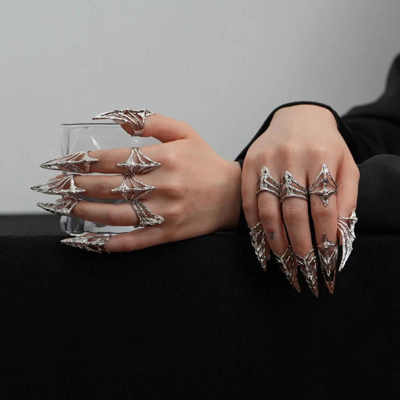 ZHUHE Metal Skeleton Ring Cyberpunk Style For Women Jewelry Accessories Party Gifts
