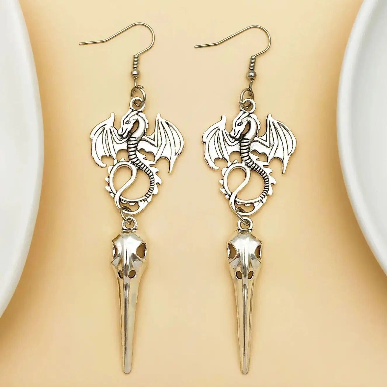 1Pairs New Bird Skull Earrings Witch Jewelry Gothic Earrings flying dragon Crow Skull Gothic Pagan Earrings Gift Wiccan