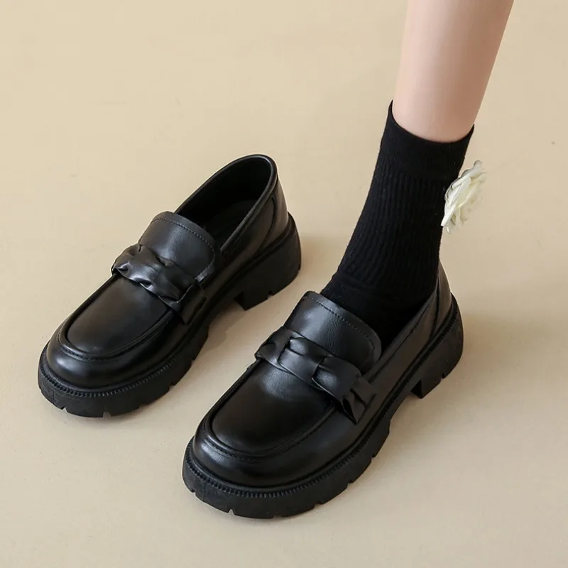 

Spring Autumn Women Loafers Shoes British Style Black Casual Leather Shoe College Style Slip On Shoe Zapatos Mujer 2025Tendencia