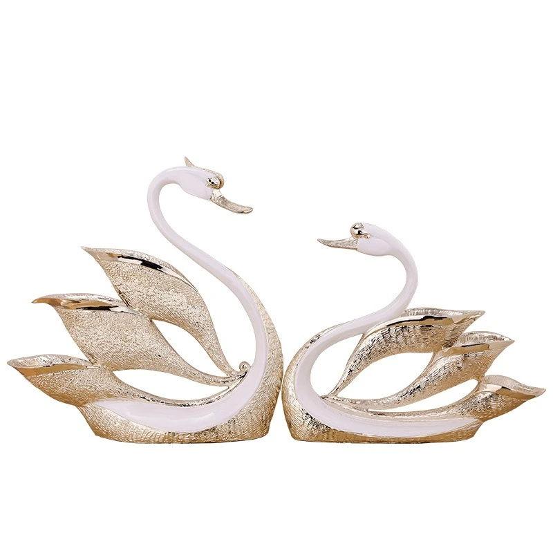

Super large swan ornament couple TV cabinet crafts wedding gift ideas