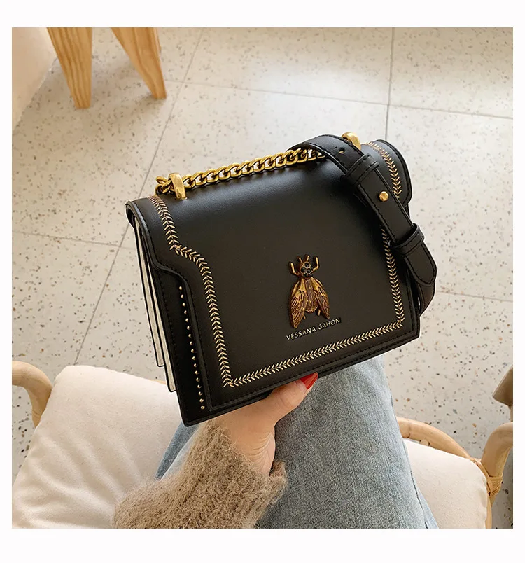 

The Inventory of Cute Beasts Is on The Run!Ins Retro Embroidered Bag - Rivet Square, Chain Crossbody, All - Round Match