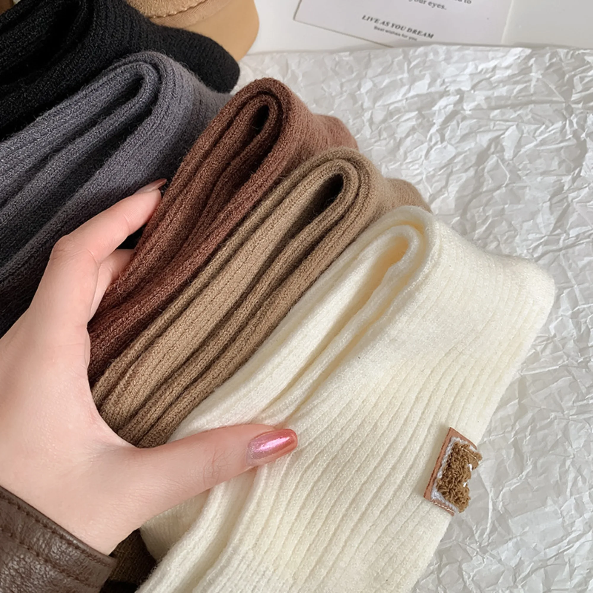 1/2 Pairs Women Socks Autumn Winter Solid Black White Mid‑Calf Socks Long Socks Trendy Casual Stacked Socks Ladies Daily Wear ﻿