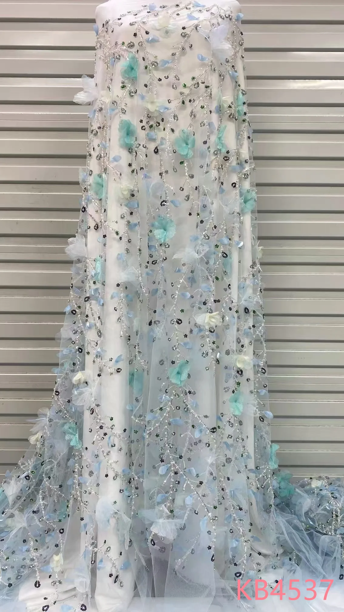 

2025 Beautiful 3D Flower Beads Lace With Sequin African Nigerian Sequence Lace Fabric Embroidery Fabric For Wedding Dress KB4537