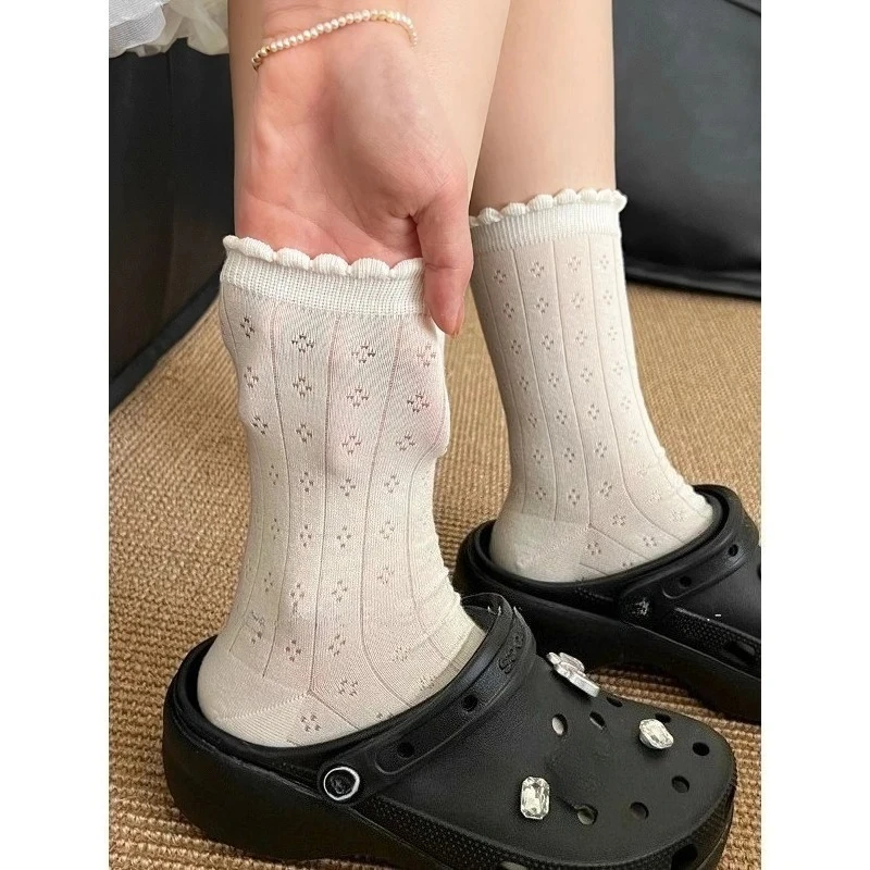 

Women's Floral Lace Hollow Out Mid-Calf Socks Kawaii Aesthetic Socks for Sneakers & Jelly Shoes Cute Girls Lace Trim Crew Socks
