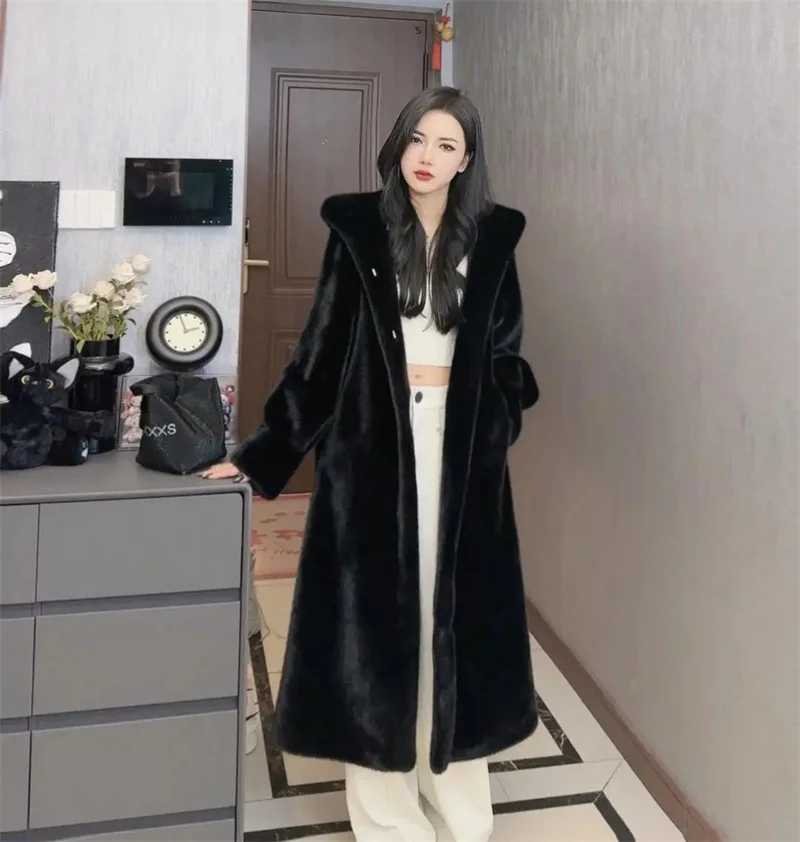 

2024 New European Mink Full Leather Coat Women's Long Style Hooded Winter Environmentally Friendly Fur Fur Integrated Fur Coat