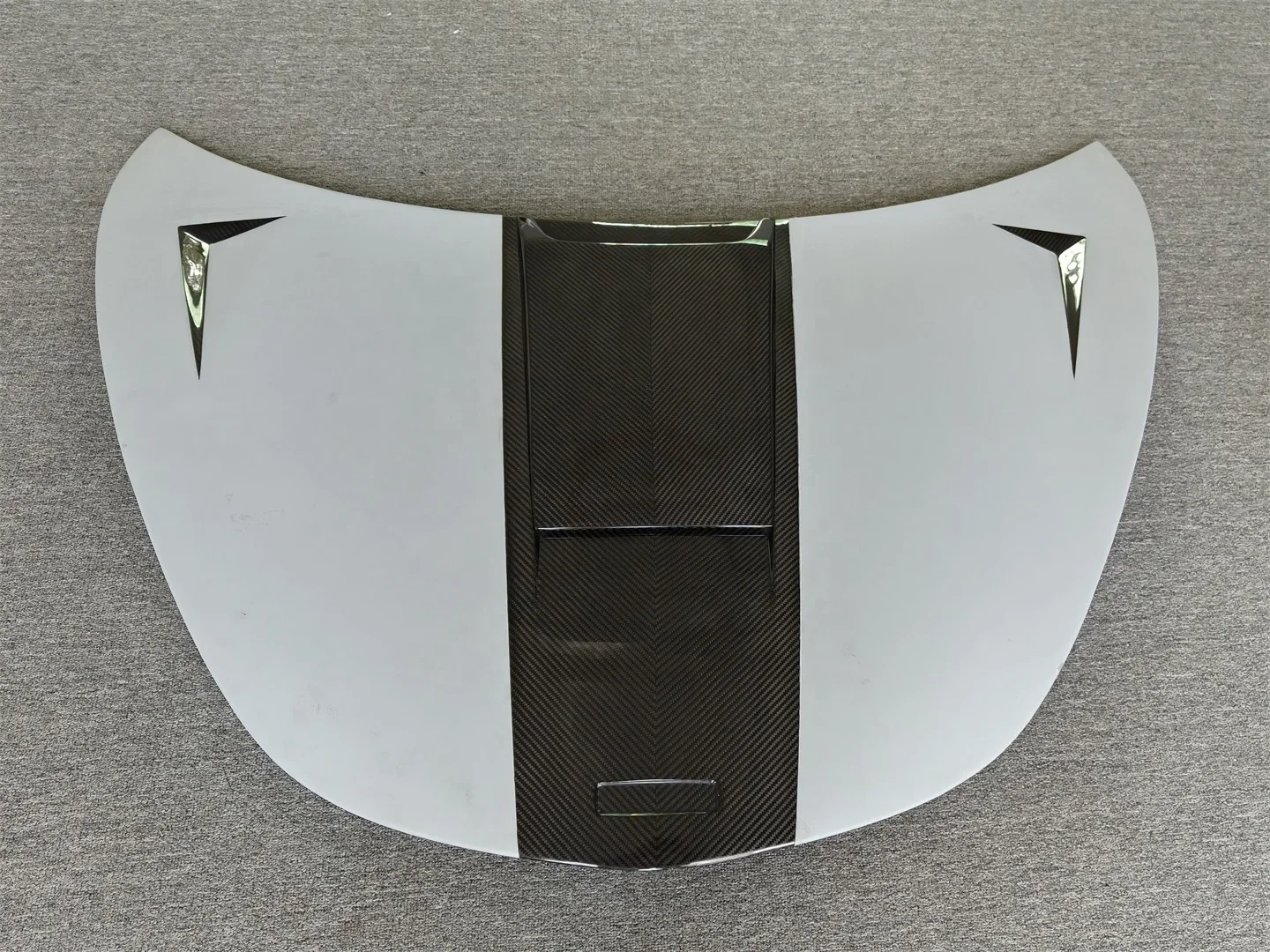 Pro Style Dry Carbon Fiber Hood Engine Cover Bonnet for McLaren GT Upgrade Dry Carbon Fiber Front Trunk Lid