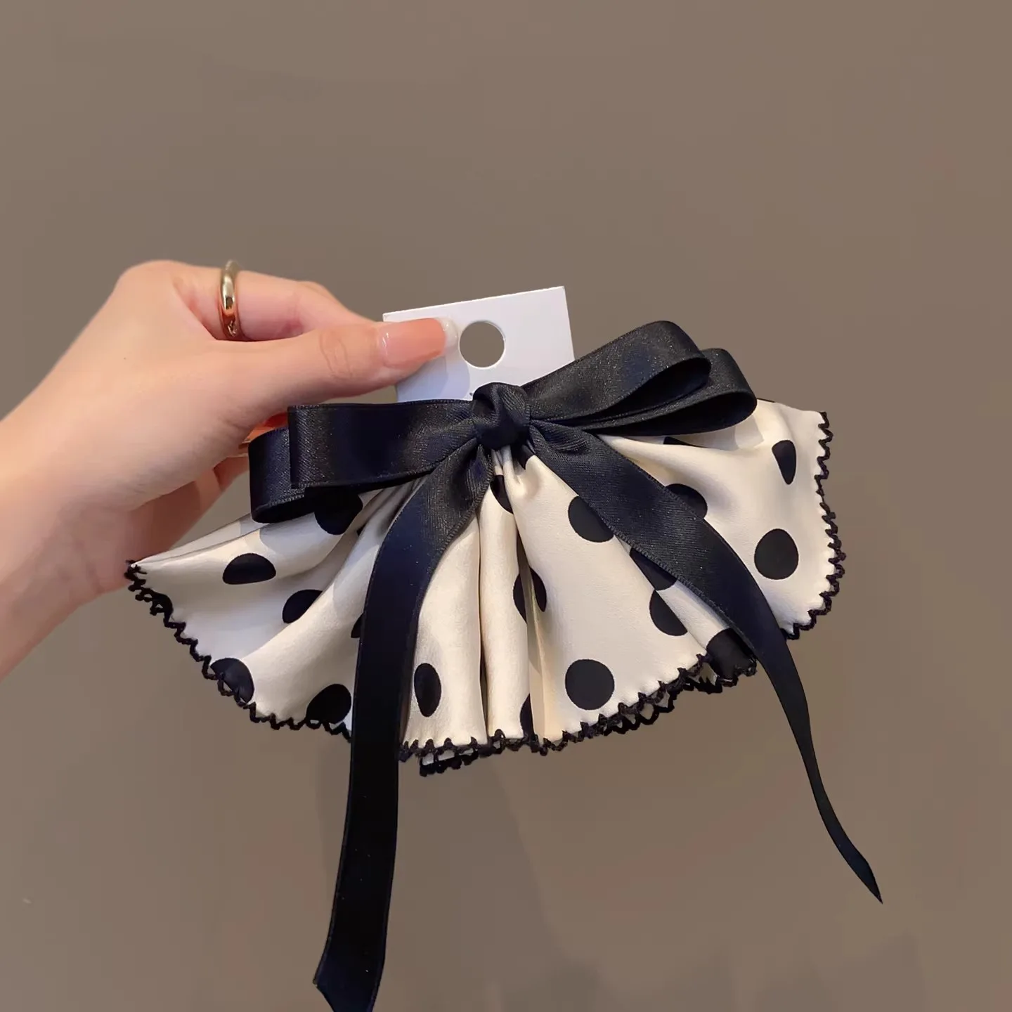 

Sweet Polka Dot Satin Bow Hair Clips for Women Vintage Ruffled Hair Barrettes with Long Ribbon Elegant Daily Wear Hair Accessory