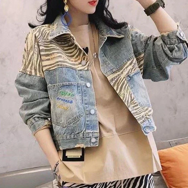 Crop Female Jeans Coat Spring Autumn Blue Short Embroidered Patchwork Small Graphic Women\'s Denim Jackets with Print Outerwears