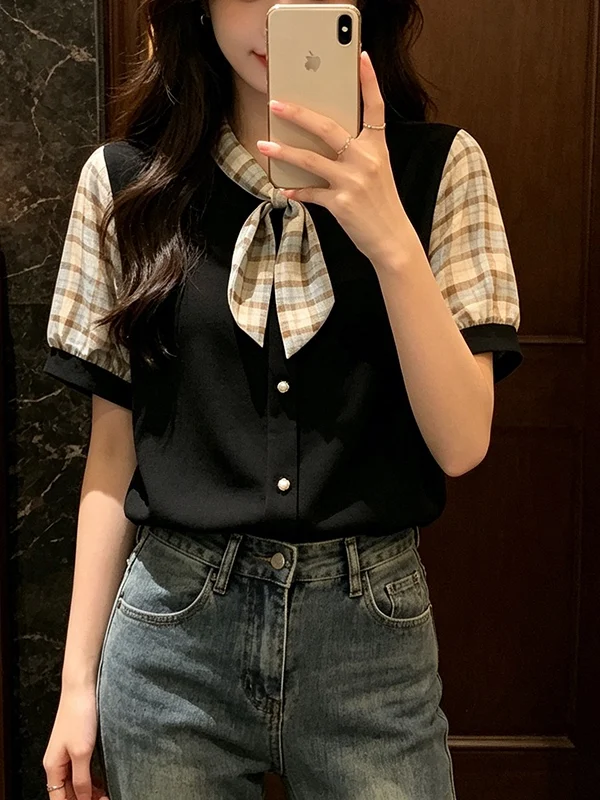 

Summer 2026 Women's Design Sensation Plaid Short Sleeve Overhead Shirt Korean Style Commute Fashion Small Batch Two-Piece Set