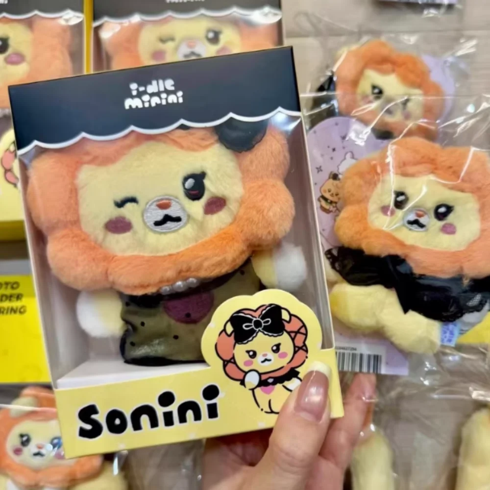 Kpop Idol Girl GIDLE نمط جديد دمى صغيرة محاصر Cho MiYeon Minnie SoYeon Song YuQi Ye ShuHua (G)I-DLE مجموعة هدايا المشجعين