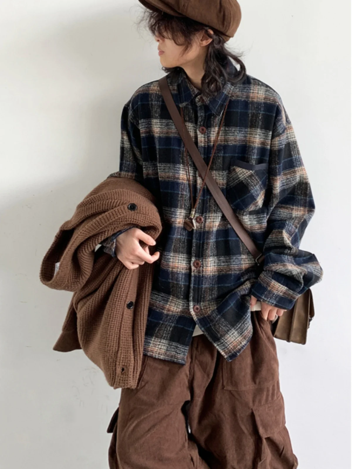 Jiwuus Winter Retro Preppy Woolen Plaid Shirts Boys and Girls Loose All-Match Neutral Plaid Long sleeve Shirt