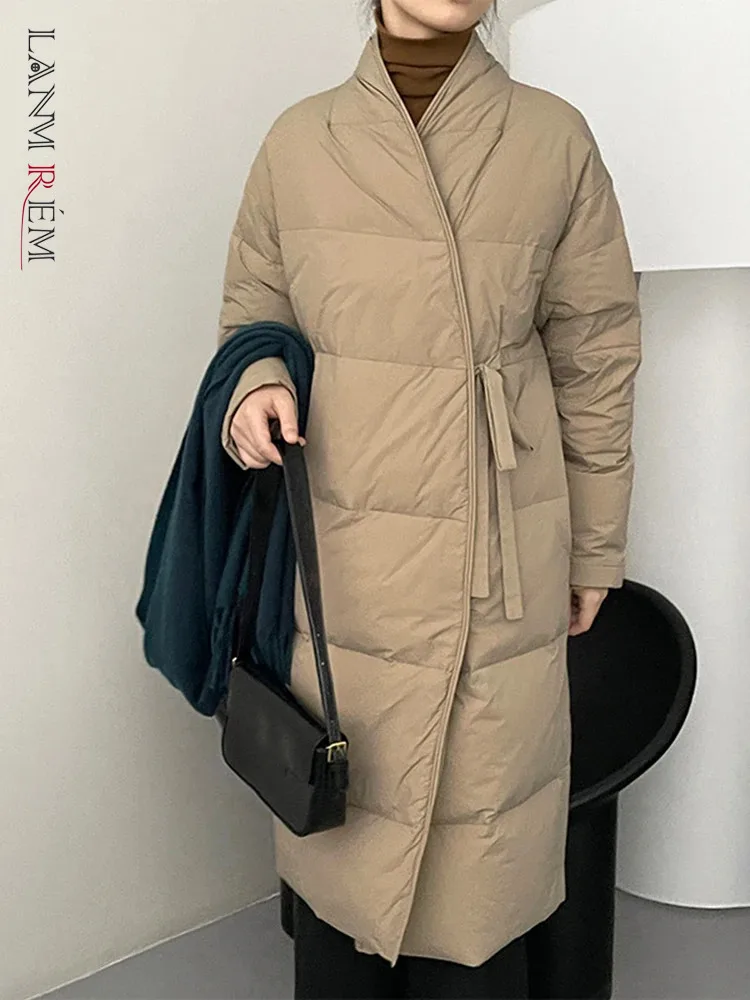 

[LANMREM] Lace-up Gathered Waist Down Coats For Women V Neck Thick Warm Long Outwear Minimalism Clothes 2024 Winter New 26C1199