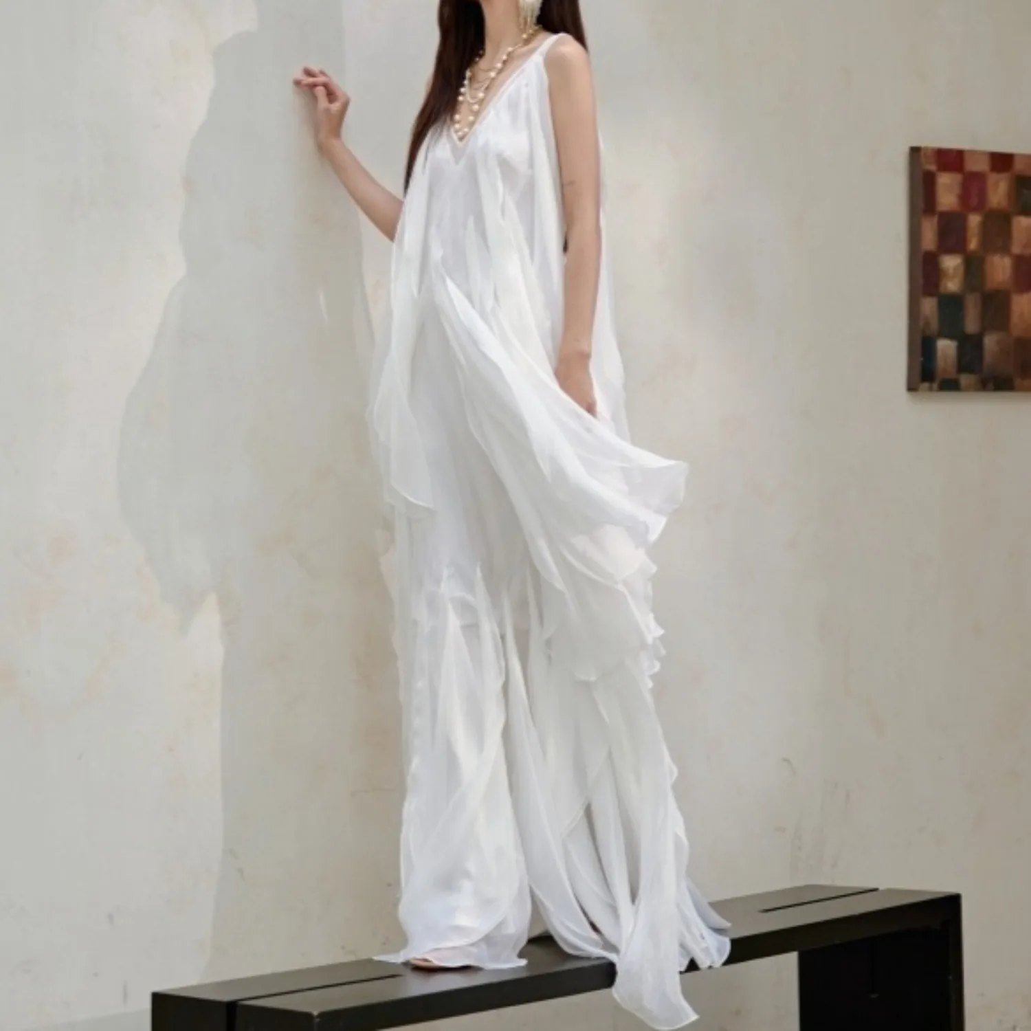 Branco em camadas babados elegante vestido feminino com decote em v sem mangas elegante vestidos bodycon streetwear chique maxi roupas senhora