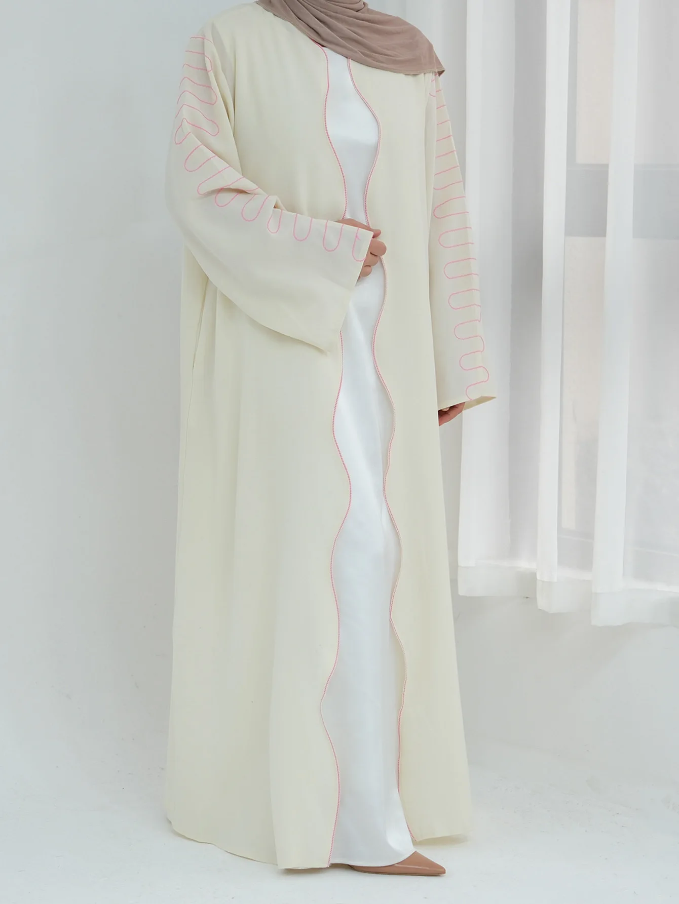 Abbigliamento islamico Turchia EID Ramadan Abaya modesto Abito Kimono Abito da donna musulmana Cardigan ricamato Abiti Abaya Dubai