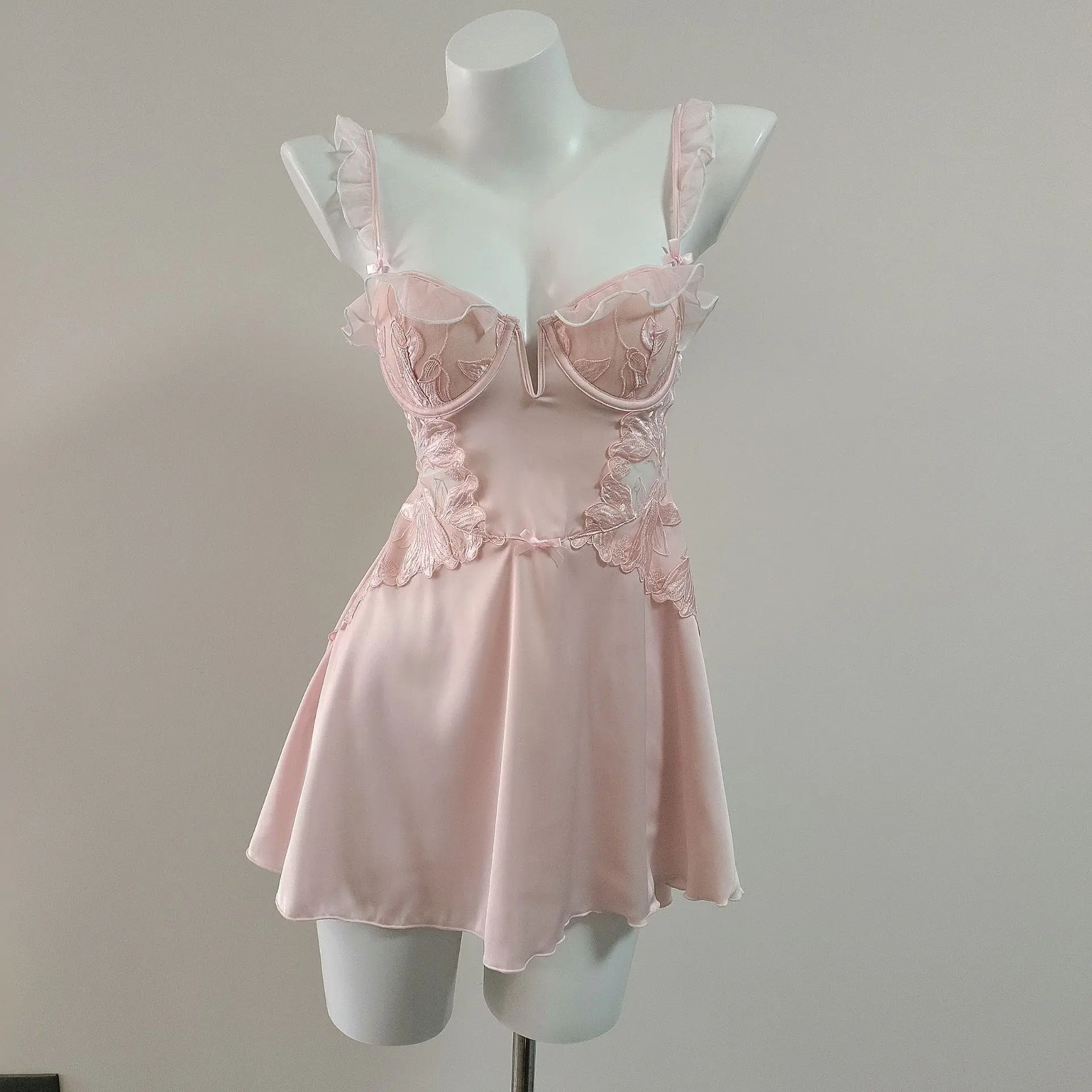 

New French Style Nightgowns with Chest Pad Sexy Pure Desire Suspender Lace Embroidery with Steel Ring Satin Pajama Sleepshirts