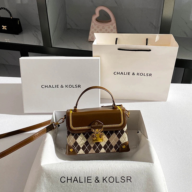 

Vintage diamond-pattern makeup box bag, elegant small handbag for work