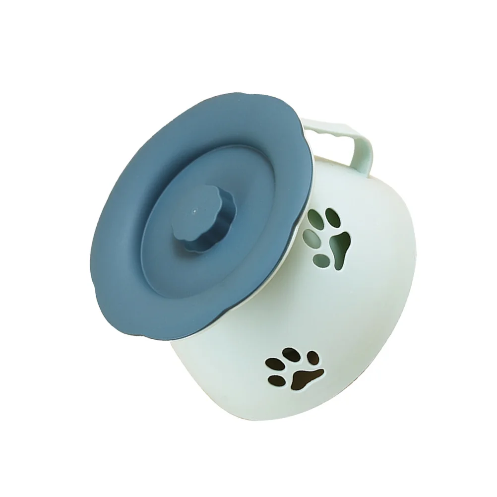 مقعد تدريب للأطفال الصغار من البلاستيك السميك باللون الأزرق السماوي مع غطاء مقبض للتحكم في الرائحة بنمط مجوف #6