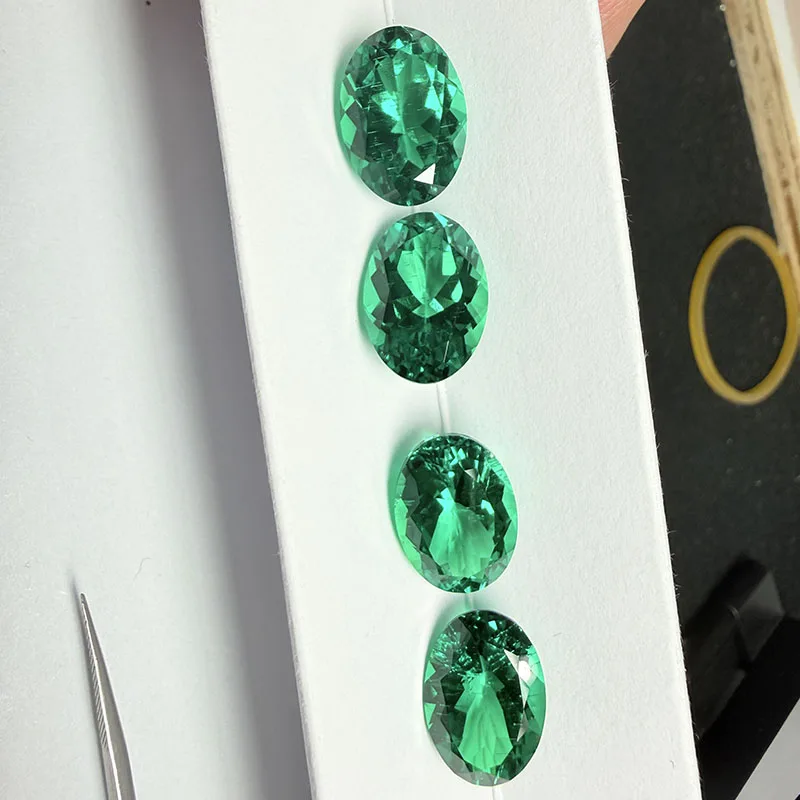 Hochwertiger Labor-Gezüchteter Kolumbianischer Smaragd in Ovaler Form Grüner Edelstein für DIY Ring-, Halsketten- und Ohrringherstellung mit Wählbarem Zertifikat – Detail 3