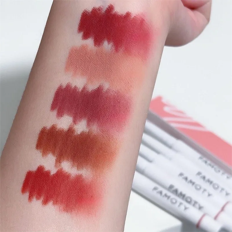 Lipliner, langdurige kleurveranderende lippenstiftpen, matte lipklei, matte fluwelen automatische rotatiepen, lipcosmetica