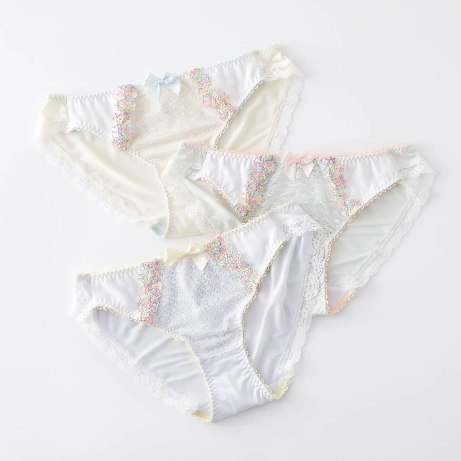 New Japanese Style Lace Cute Cute Embroidery Craft Fairy Lace Pure Desire Triangle Underwear