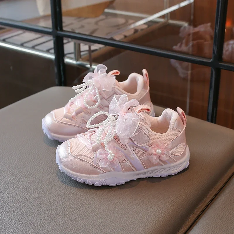 Girls Princess Sneakers, Bow Pearl Decor, Breathable Mesh, Soft Non-Slip Sole for Little Girls Spring School Outdoor Activities