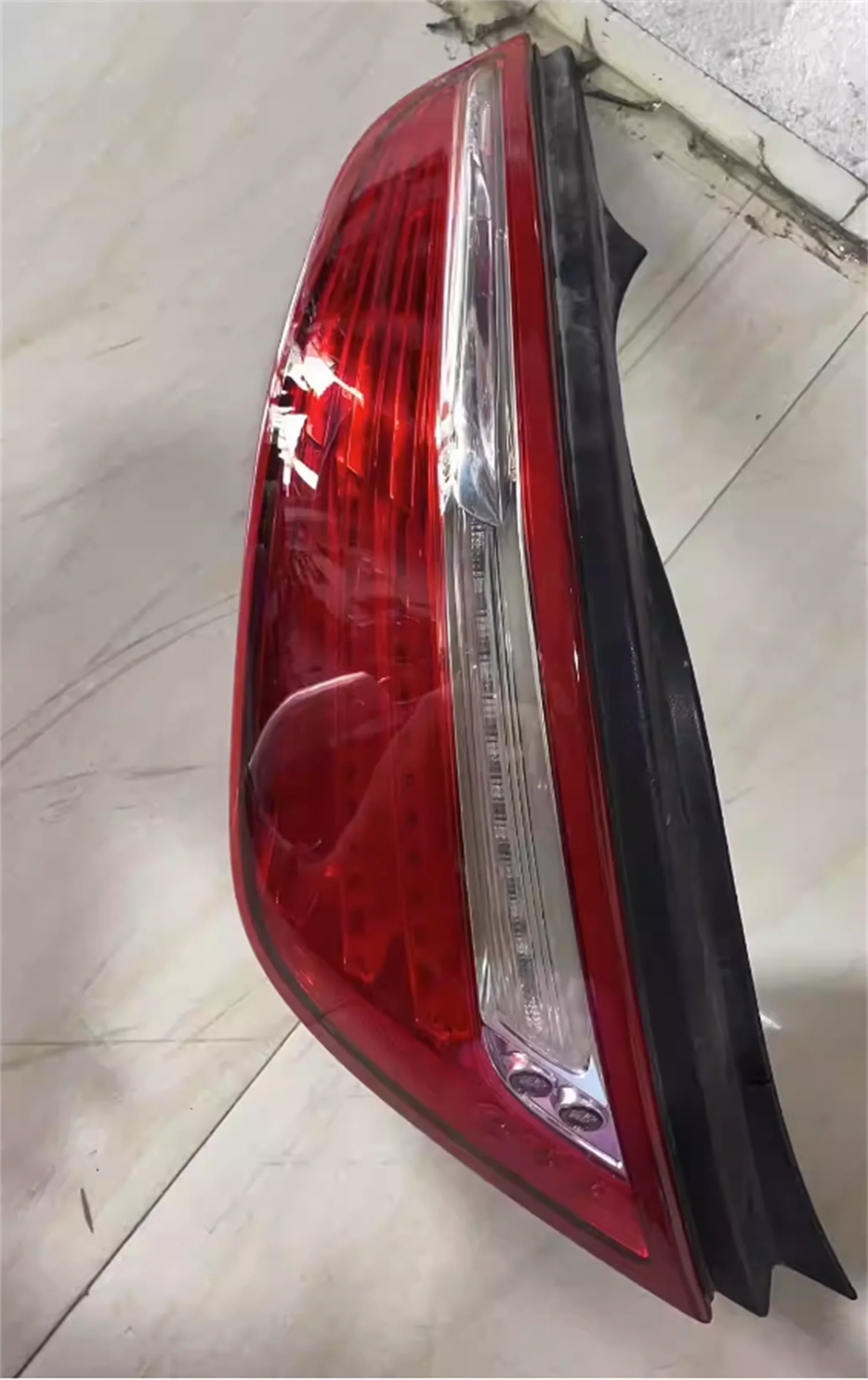 Car Tail Light Tail lamp for Jaguar XJ XJL Brake Driving Reversing Lamp Turn Signal