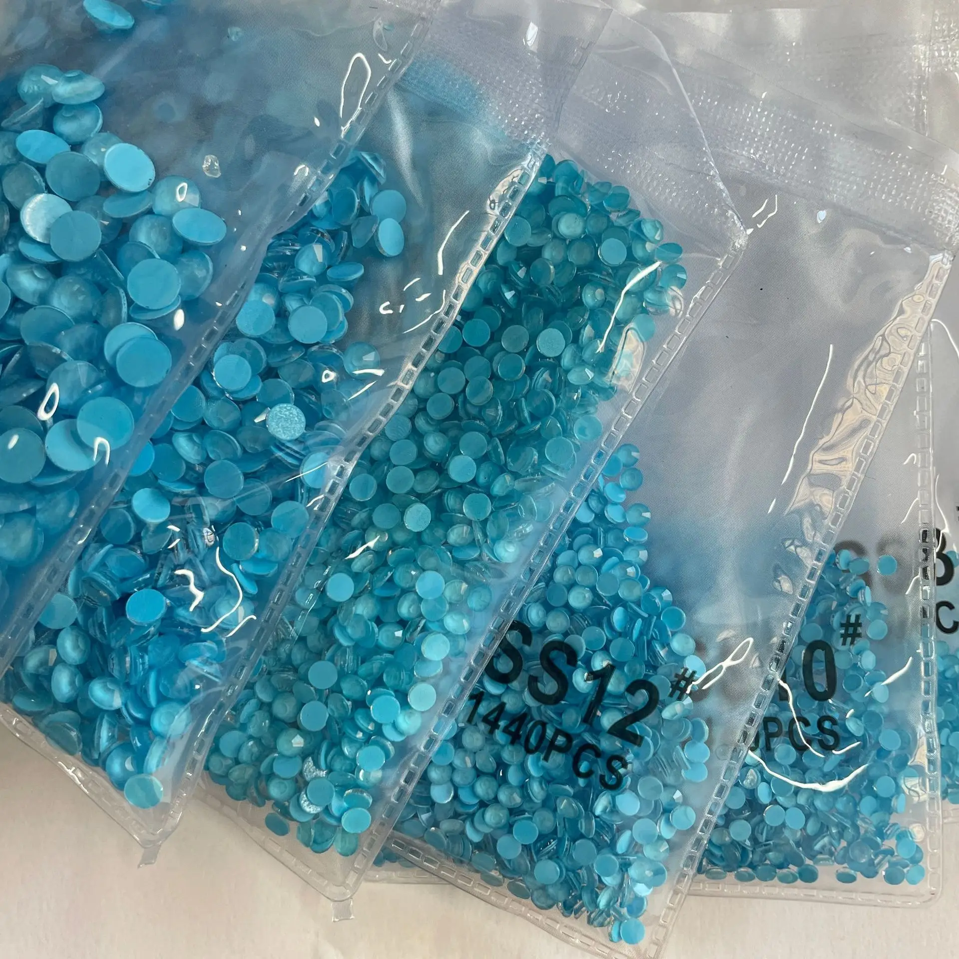 SS6-30 fluorescente Mocca Glitter Bilan Lake Blue Strass Crystal Nails Strass per Dress Charms Nail Art Diamond Vestidos