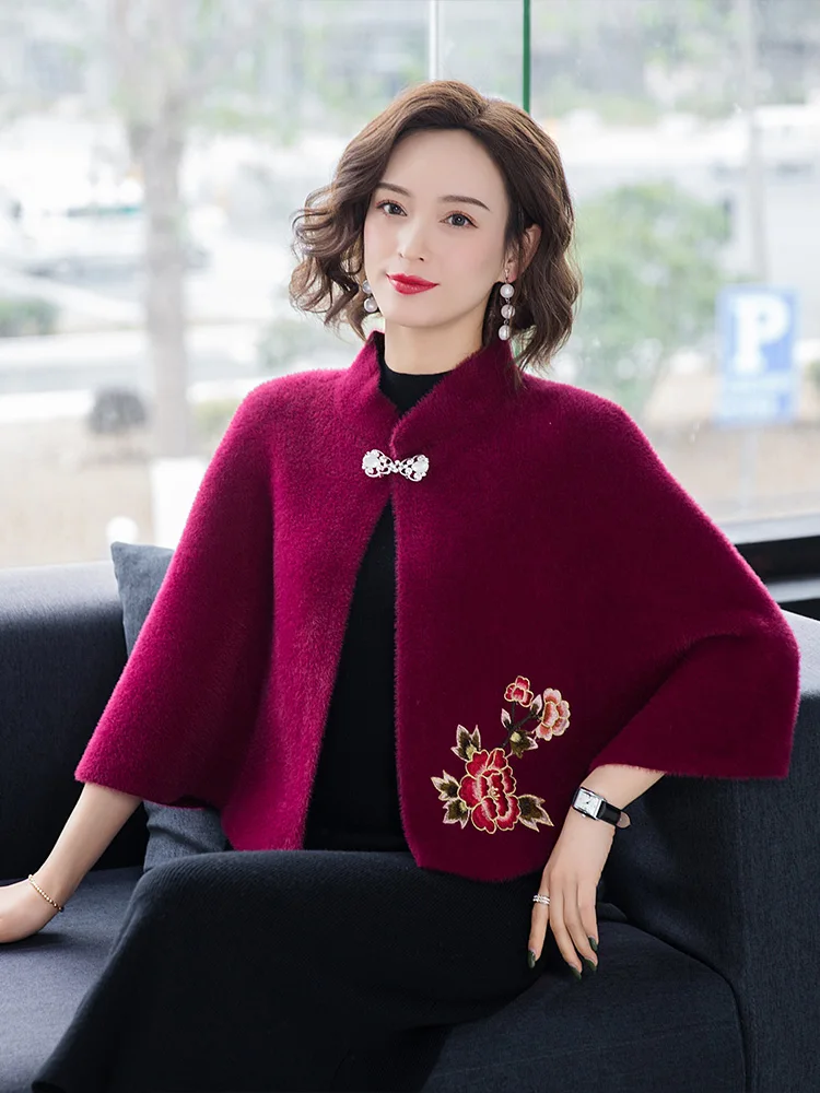 stylish-thickened-autumn-winter-women's-shawl-wedding-banquet-outer-high-end-warm-coat-style-ceremony-cloak
